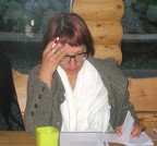 "Jau sutemo temela", bet pasakų dar negana