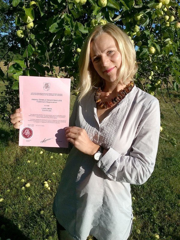 Pasakos augimui Asmenybės ugdymo užsiėmimai - registruotas ir teisės aktų saugomas prekės ženklas